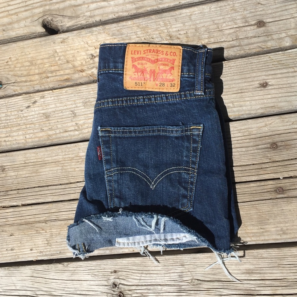 Levi’s 512 Cut-offs Blue Jean Shorts 28